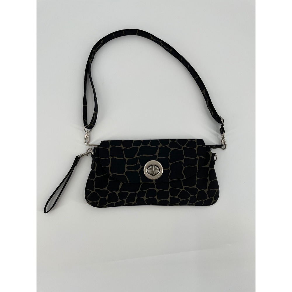 Baggallini Giraffe Print Nylon‎ Crossbody Wristlet Turn Lock Convertible Purse